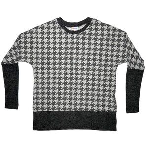 LuLaRoe Tammy Houndstooth Sweater - Black and Gray